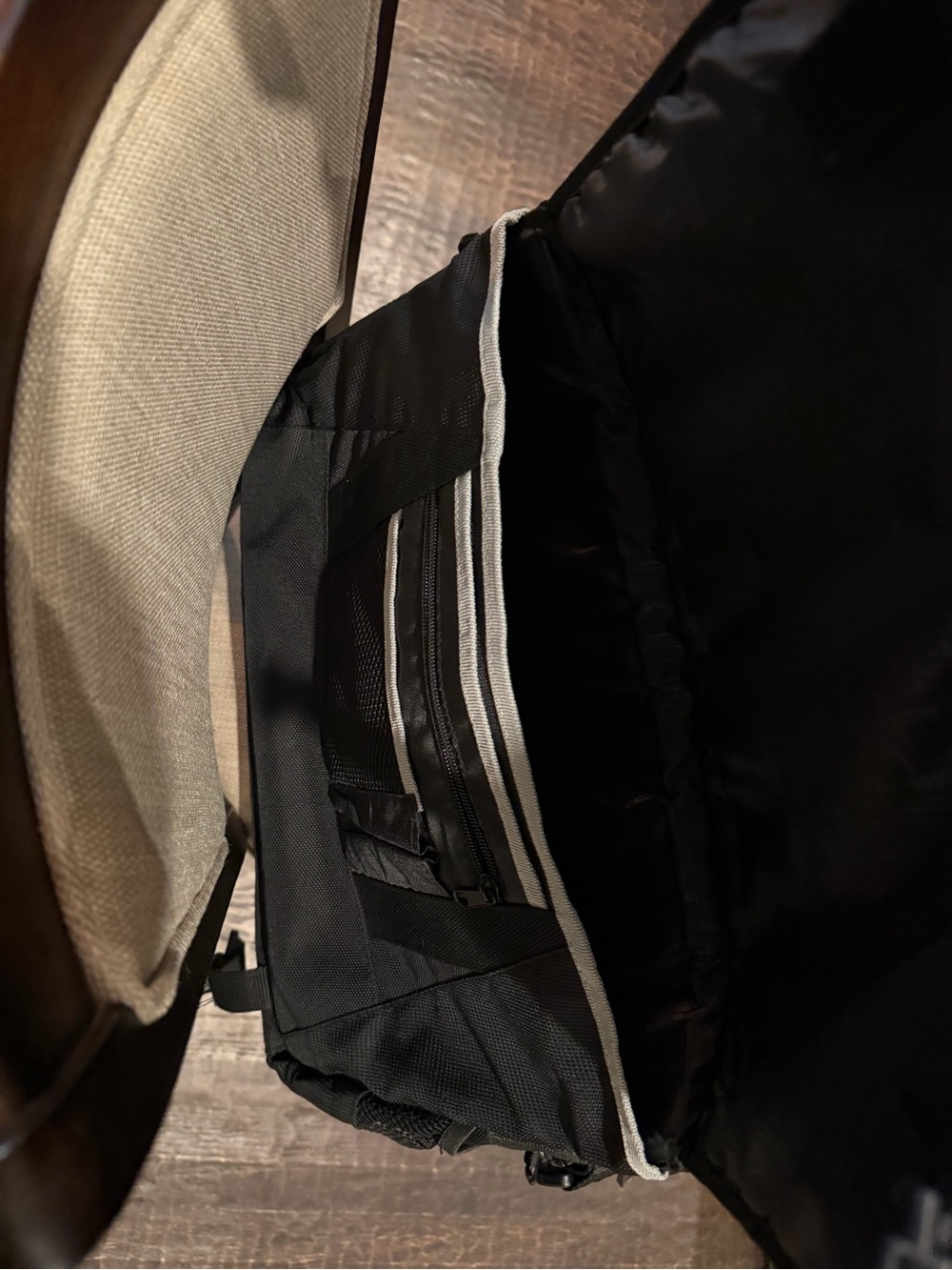 OGIO Black Quilted Front Laptop Messenger - Picture 7 of 7